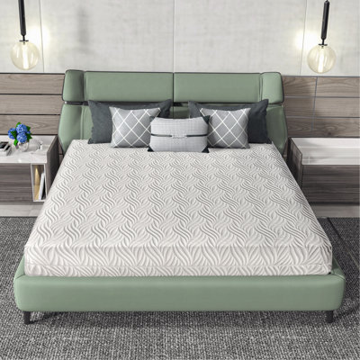 Riggins 10'' Medium Mattress
