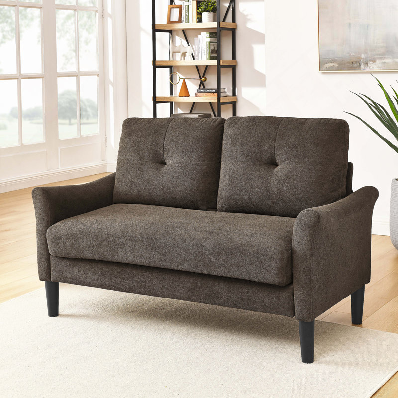 Elegant Tufted Loveseat With Sturdy Legs
