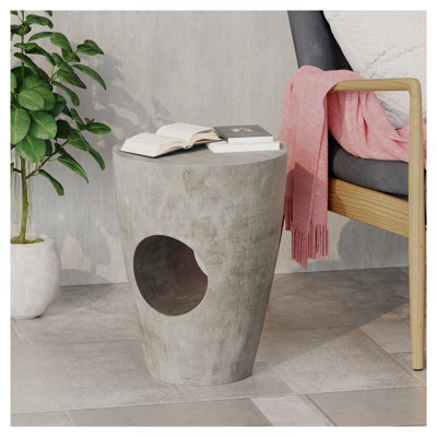SIDE TABLE