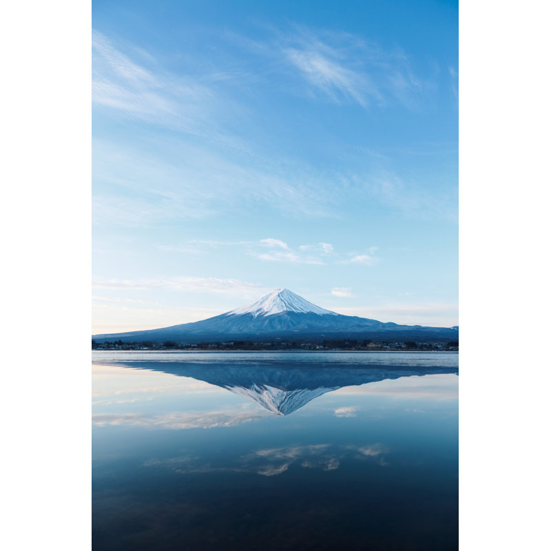 Mont Fuji - photographie sur toile tendue, H 48 po x l 32 po