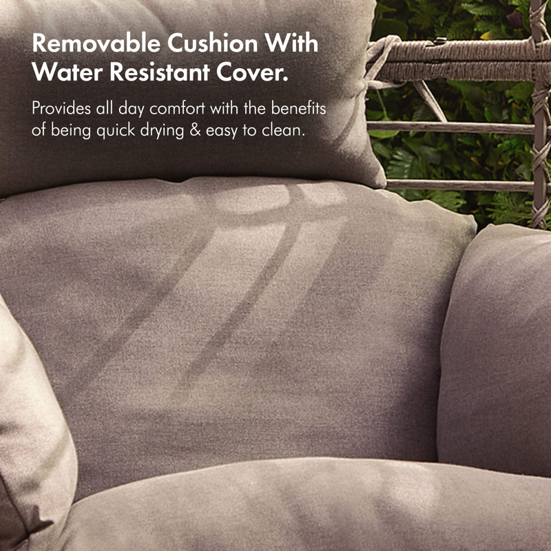 Wicker Outdoor Lounge Chair