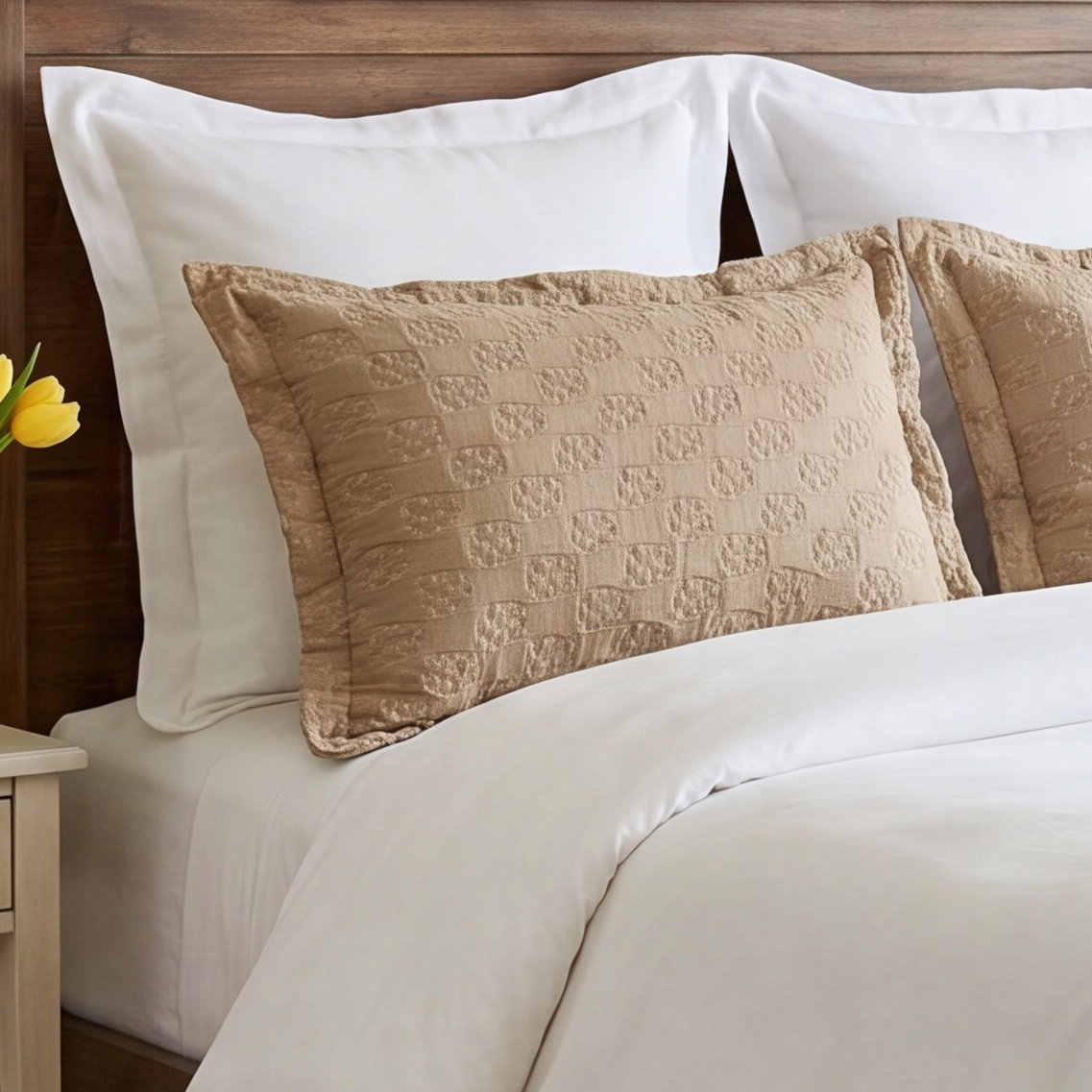 Edmere Cotton Shams, King