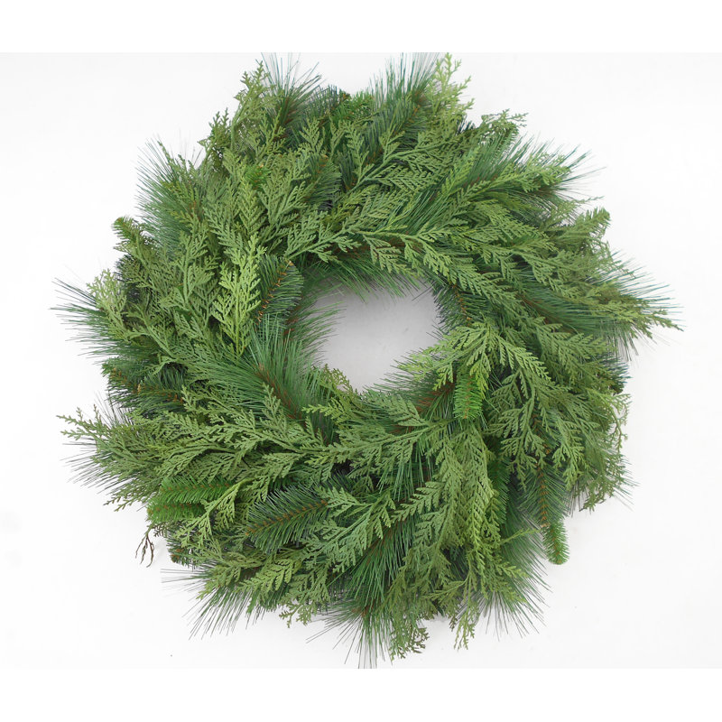 Couronne de pin artificielle 24 po avec protection UV Harday