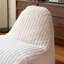 Fauteuil à billes en forme de coquillage-151047841