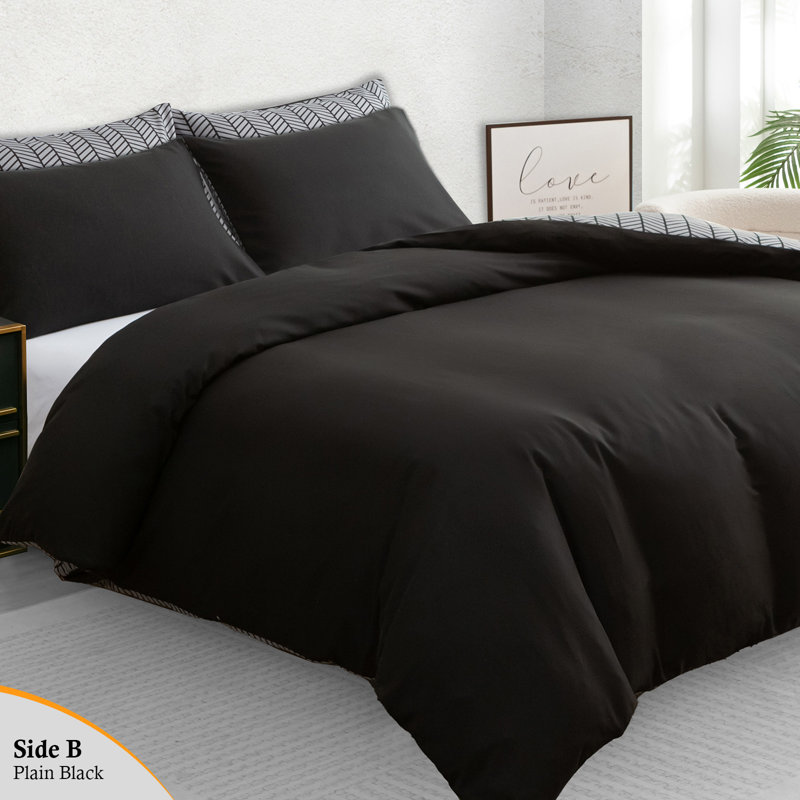 Grey Chevron Reversible Duvet Cover Set with Matching Pillowcases, Double Duvet Cover + 2 Standard Pillowcases, Black