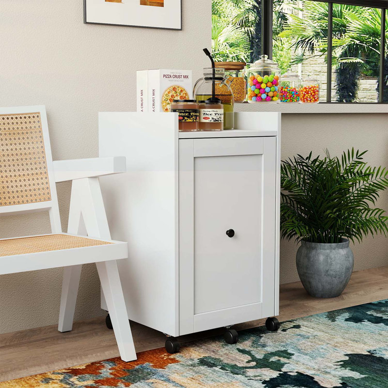 Armoire de rangement multi-fonctions coulissante avec roulettes pour un rangement efficace du garde-manger