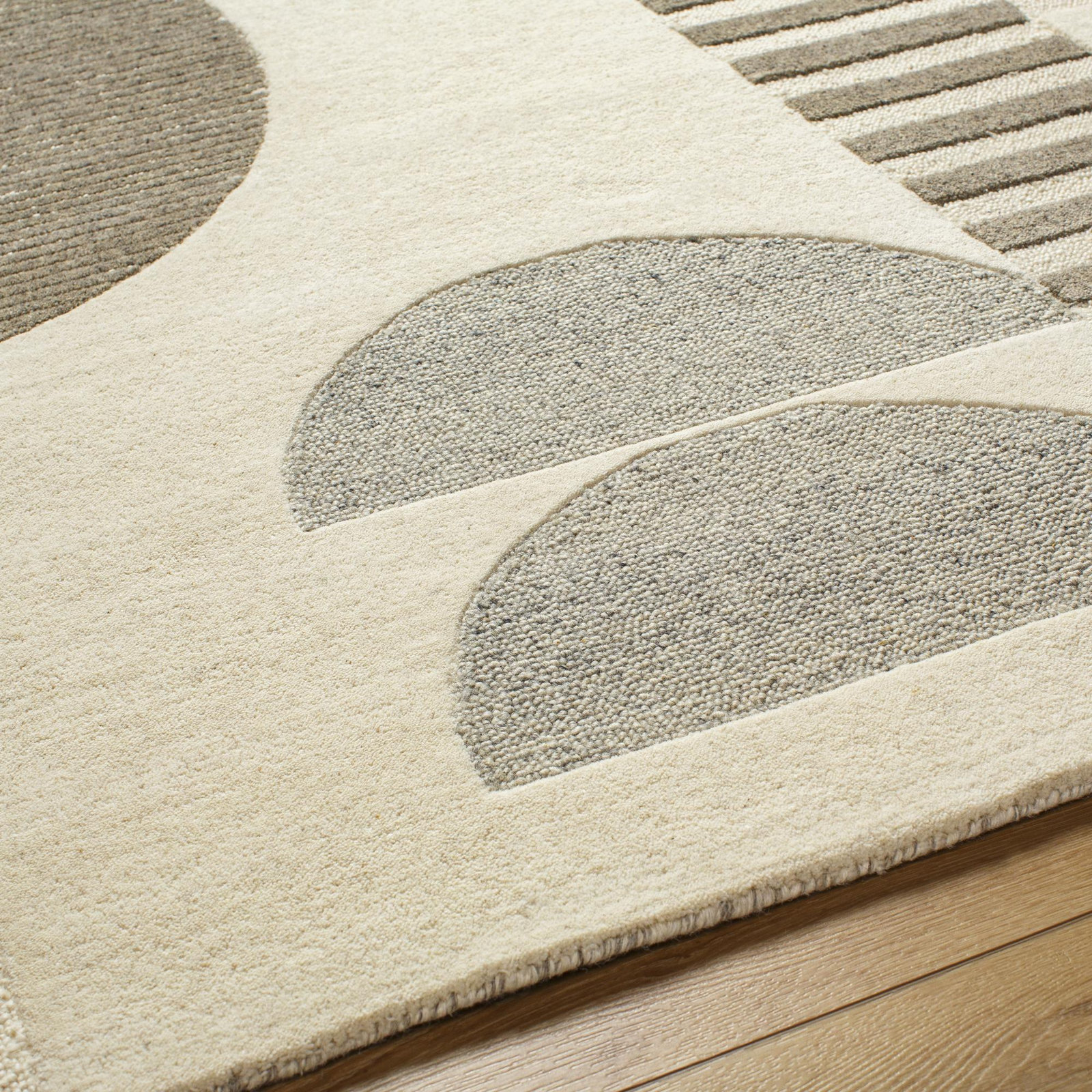 Hand-Woven Geometric Cream Rug, Rectangle 2' x 3'