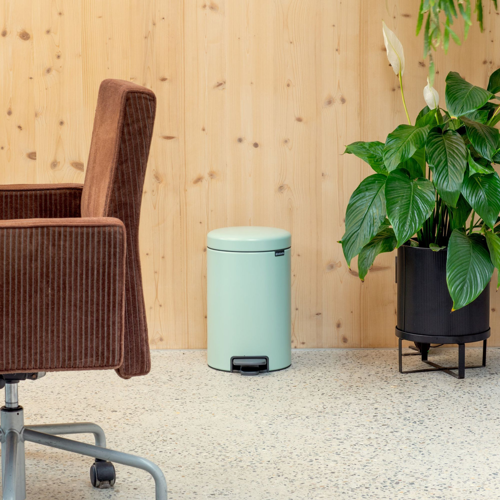 Brabantia Newicon 3.2gal Step-On Can, Jade Green