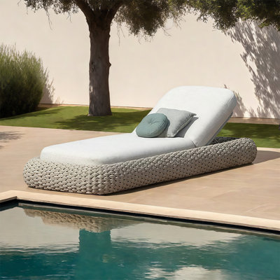 Chaise longue d'extérieur tissée pour cour