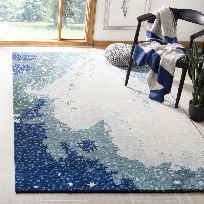 Tapis bleu en laine touffeté à la main Amiere, Rectangle 7 pi 6 po x 9 pi 6 po