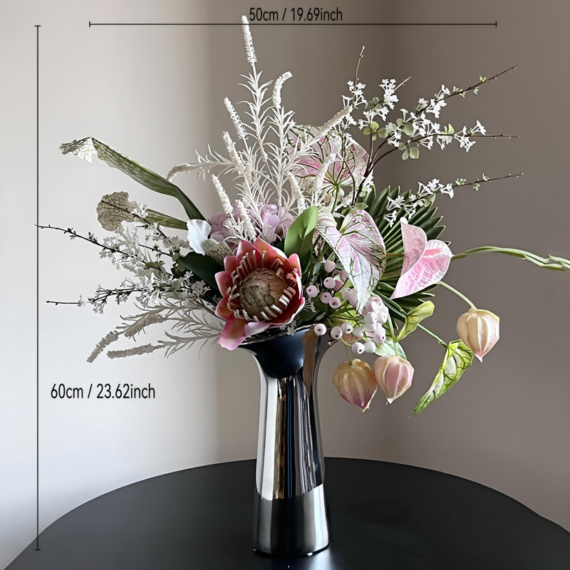 Ornements de fleurs simulées