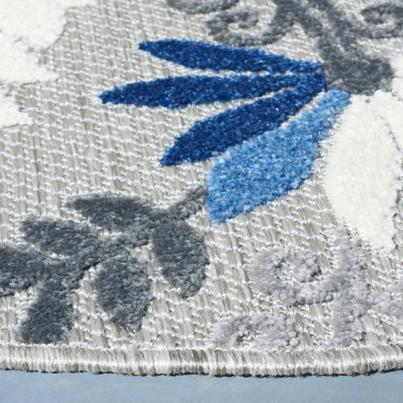 Benning Performance Floral Indoor/Outdoor Area Rug, Round 6'7"
