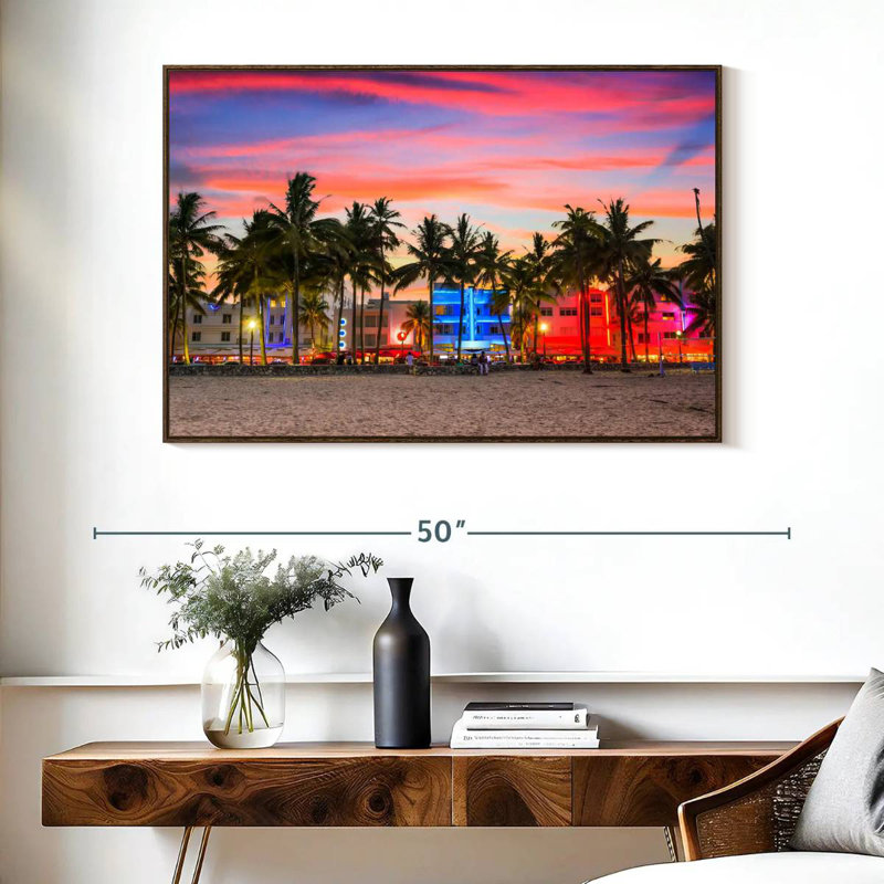 Miami Beach, États-Unis, Cadre flottant en noyer, 40 po x 27 po