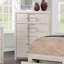Commode 1 pièce style transitionnel à queue d'aronde anglaise à cinq tiroirs avec poignées courbées et finition blanche