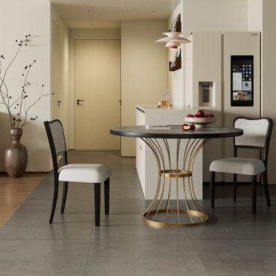 Ensemble de salle à manger compact de style rustique à l'apparence de bois massif
