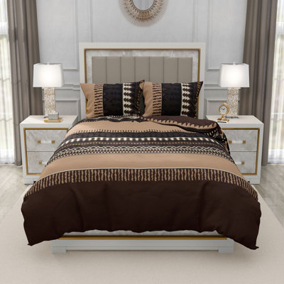 Trendy Complete Bedding Set 4 Piece Duvet Cover Fitted Sheet with Matching Pillow Cases 100% Microfibre Material