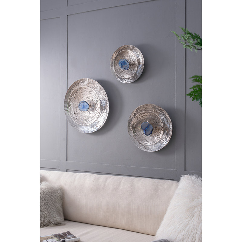 Disque argent texturé surdimensionné