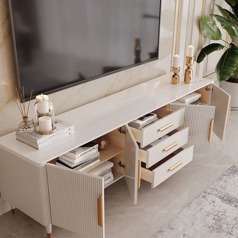 Meuble télé et table basse de style italien