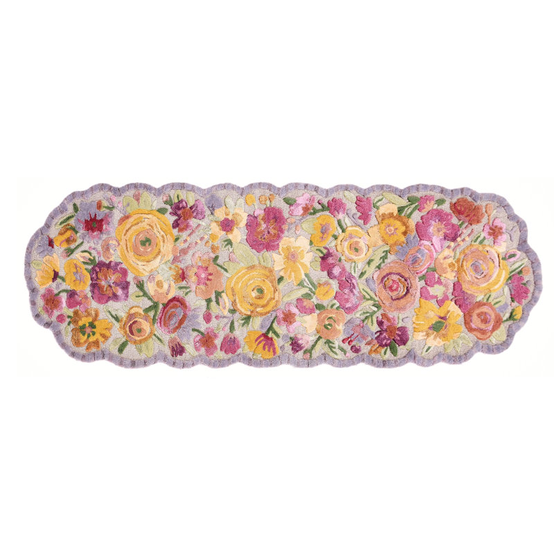 Scalloped Flower Meadow 5' X 8' Rug, Runner 2'6" x 8'