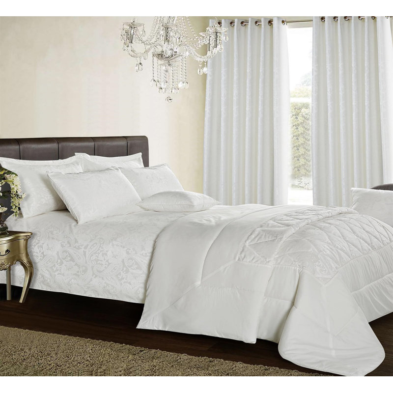 Quilted Jacquard Duvet Cover Set with Pillowcases – Elegant Polyester Bedding for Stylish Bedroom Decor, Black