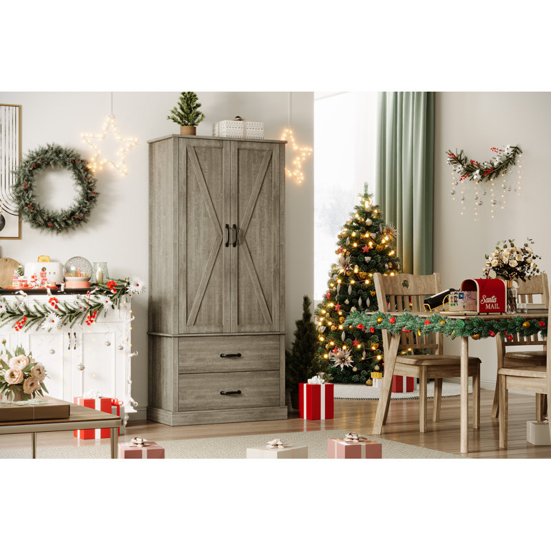 Garde-manger autoportant de style campagnard, avec portes de grange classiques et tablettes intérieures réglables, avec tiroirs pratiques