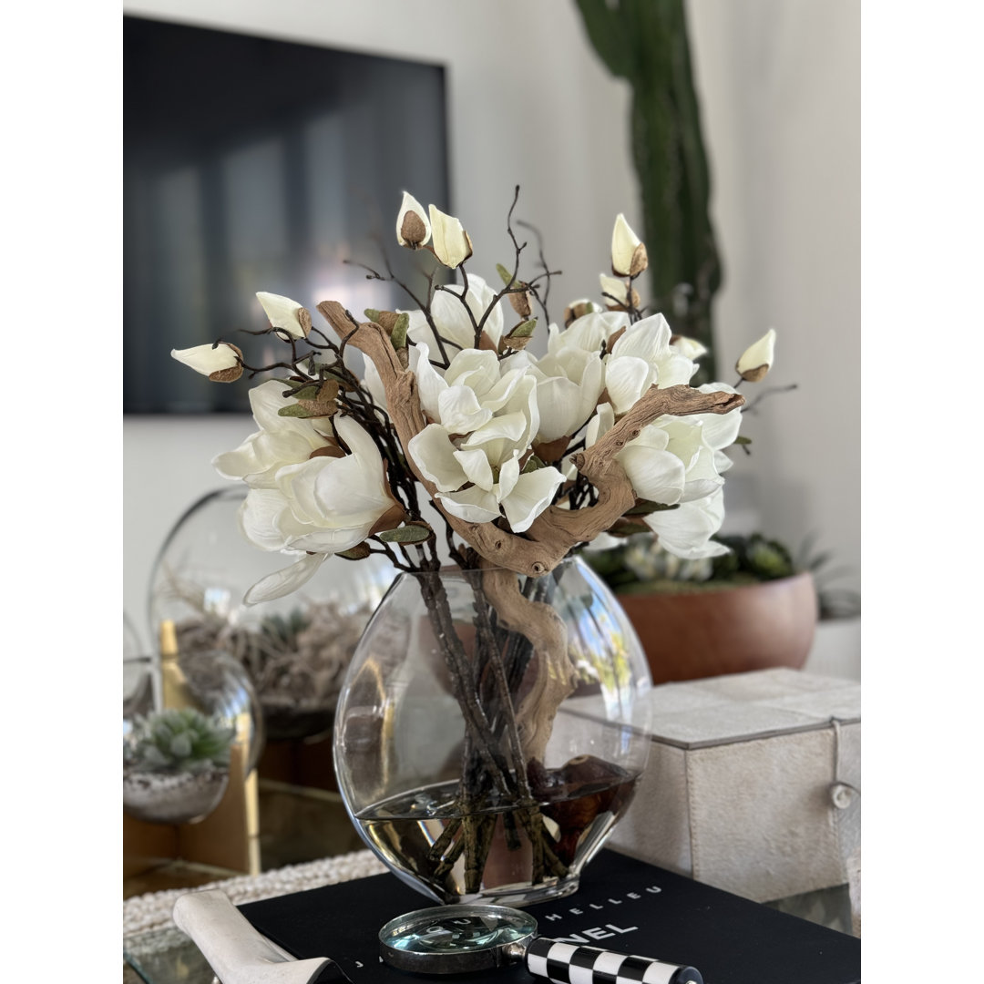 Magnolia Arrangement in Vase Primrue Flower 