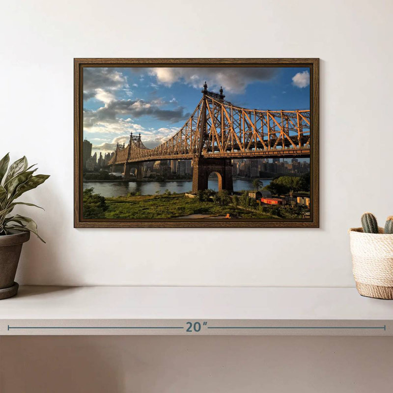 Pont de Queensboro, New York, 13 po x 9 po, Cadre flottant en noyer