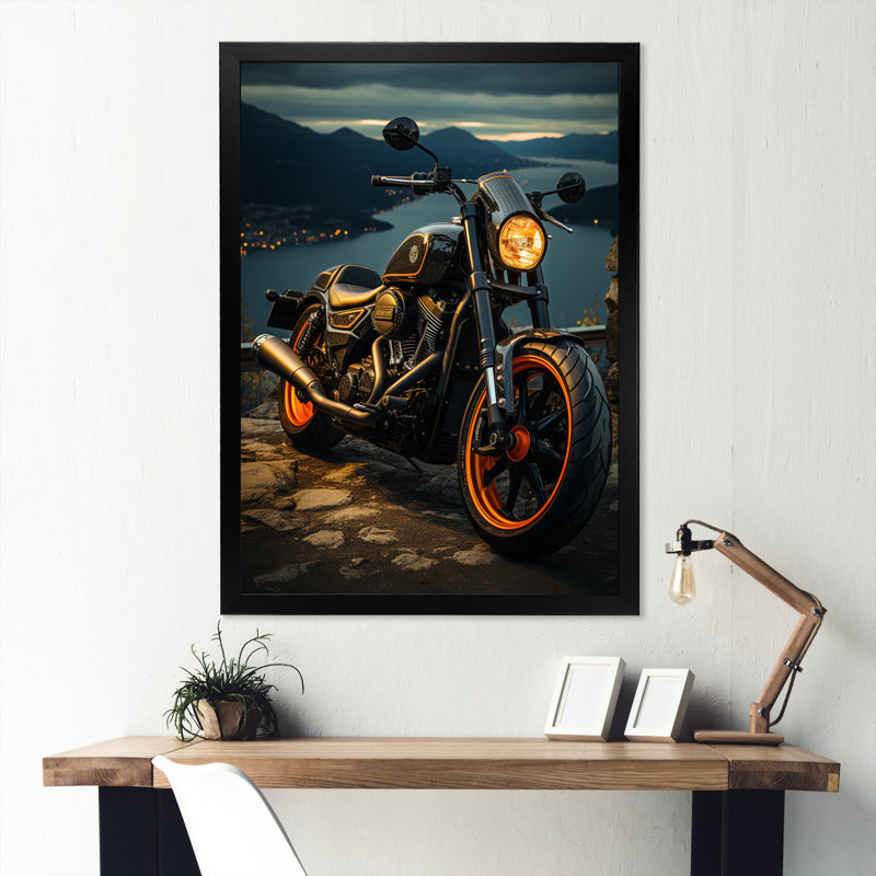 Amandla, orange, moto noire, Wanderlust I, H 20 po x l 12 po x P 1 po, Cadre photo noir