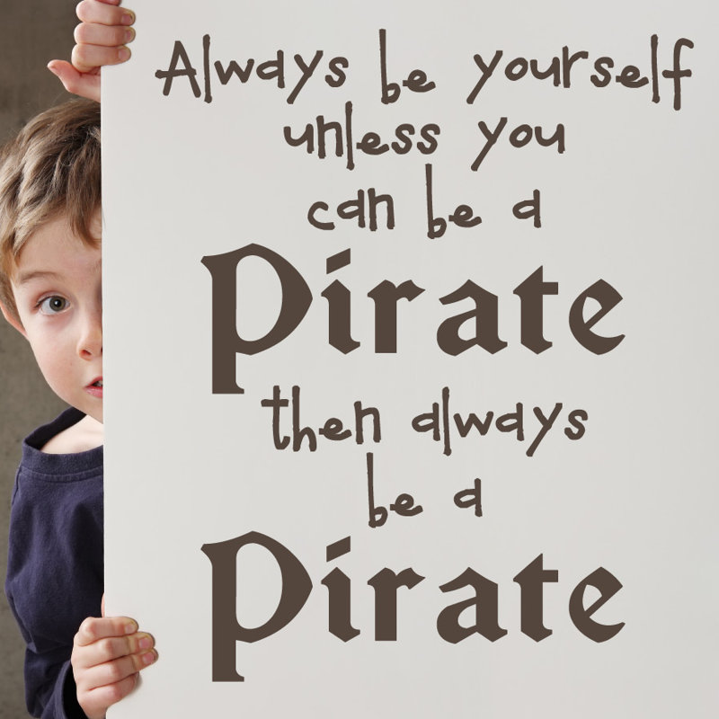 Décalcomanie murale toujours en pirate, H 26 po x l 21 po x P 0,01 po, Brun