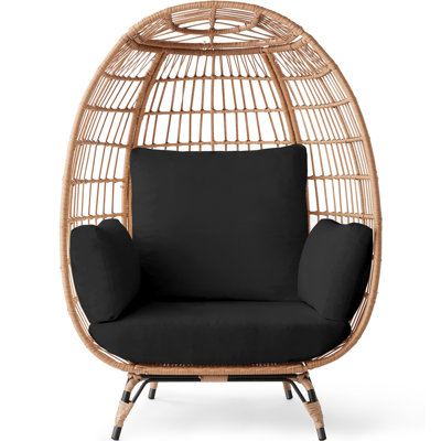 Wicker Outdoor Lounge Chair