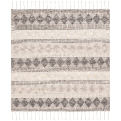 Ansam Hand Woven Wool/Cotton Geometric Rug in Gray/Ivory