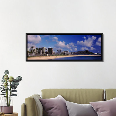 Plage panoramique de Waikiki avec montagne en arrière-plan, Honolulu, Hawaï, reproduction de photo sur toile