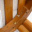 Chaise de salle à manger à accoudoirs en bois d'acacia, finition teck avec coussin beige, ensemble de 2