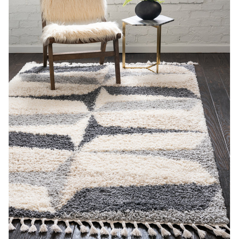 Tapis gris à motif géométrique Mitzy, Rectangle 9 pi x 12 pi 2 po
