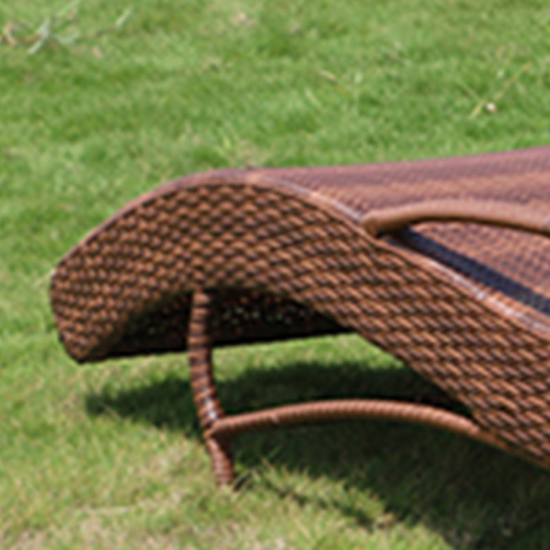 Outdoor Wicker Chaise Lounge, Ergonomic Design Outdoor Wicker Chaise Lounge