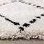 Tapis d'intérieur doux ivoire / noir à motif géométrique Lydon-85879268