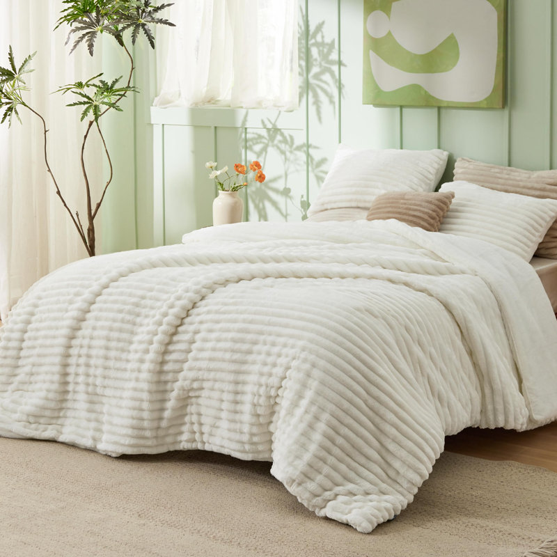Bedsure Full Size Comforter Sets - 3-Piece Double-Sided Fleece Fluffy Cream White Bedding, Cozy Striped Aesthetic for Modern & Guest Bedrooms, All-Season Luxury Home Decor