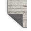 Tapis gris soyeux et moelleux-406538708