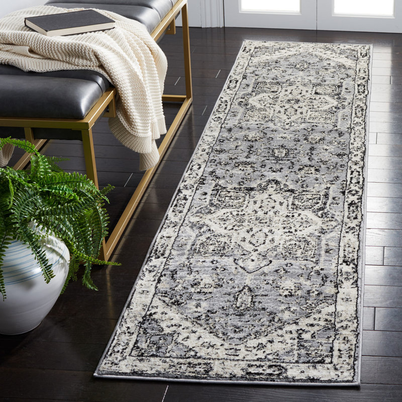 Izaguirre Performance Oriental Rug, Runner 2' x 8'