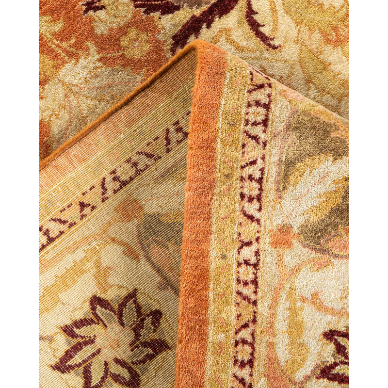 Tapis unique noué à la main Keenan - bronze, 6 pi 1 po x 8 pi 10 po