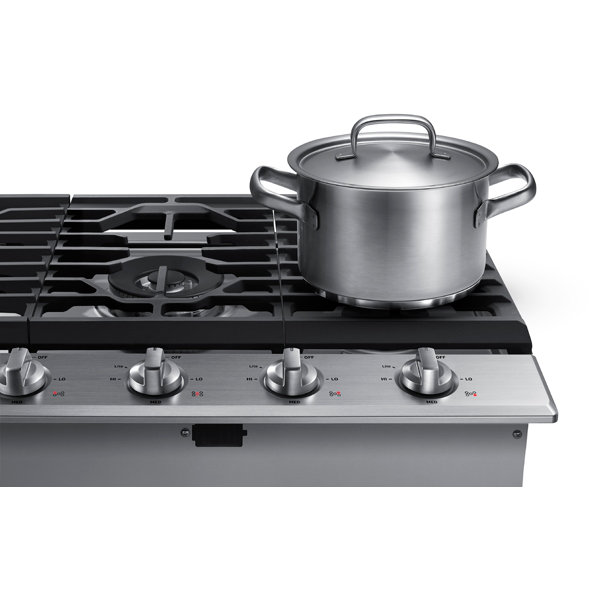 36" Smart Gas Cooktop with Illuminated Knobs, Stainless Steel