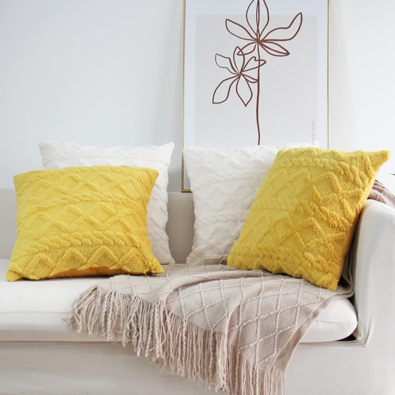 Coussin décoratif géométrique 18 po x 18 po avec housse et insert , Jaune