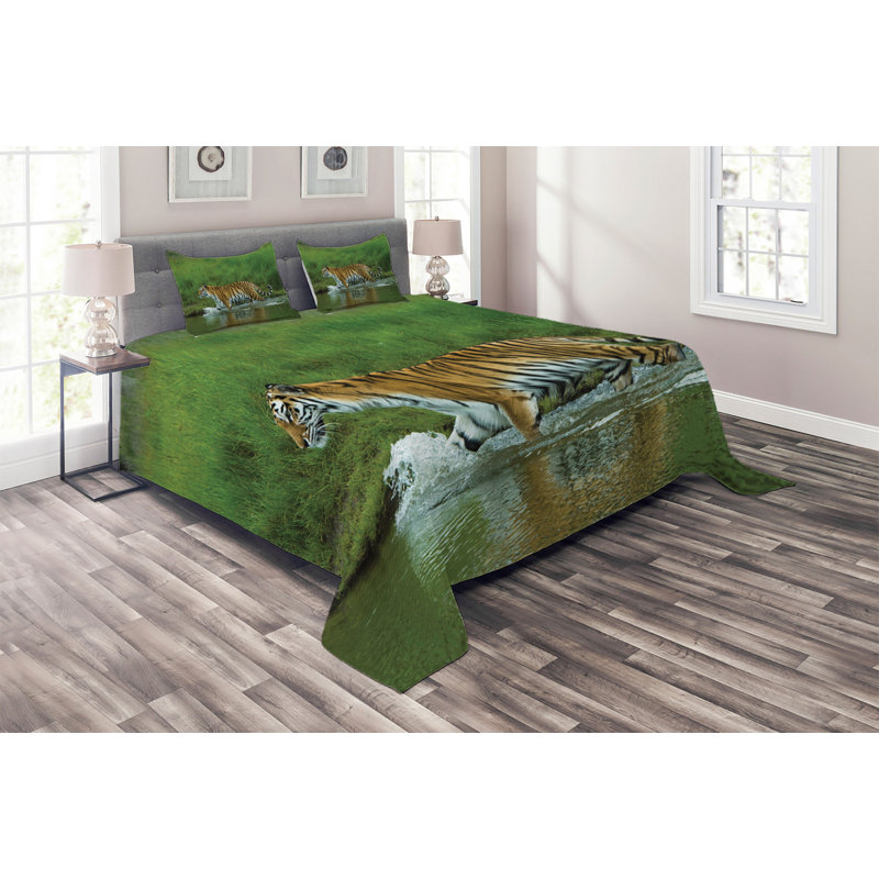 Safari Eclectic Polyester Coverlet, King Bedspread + 2 Shams