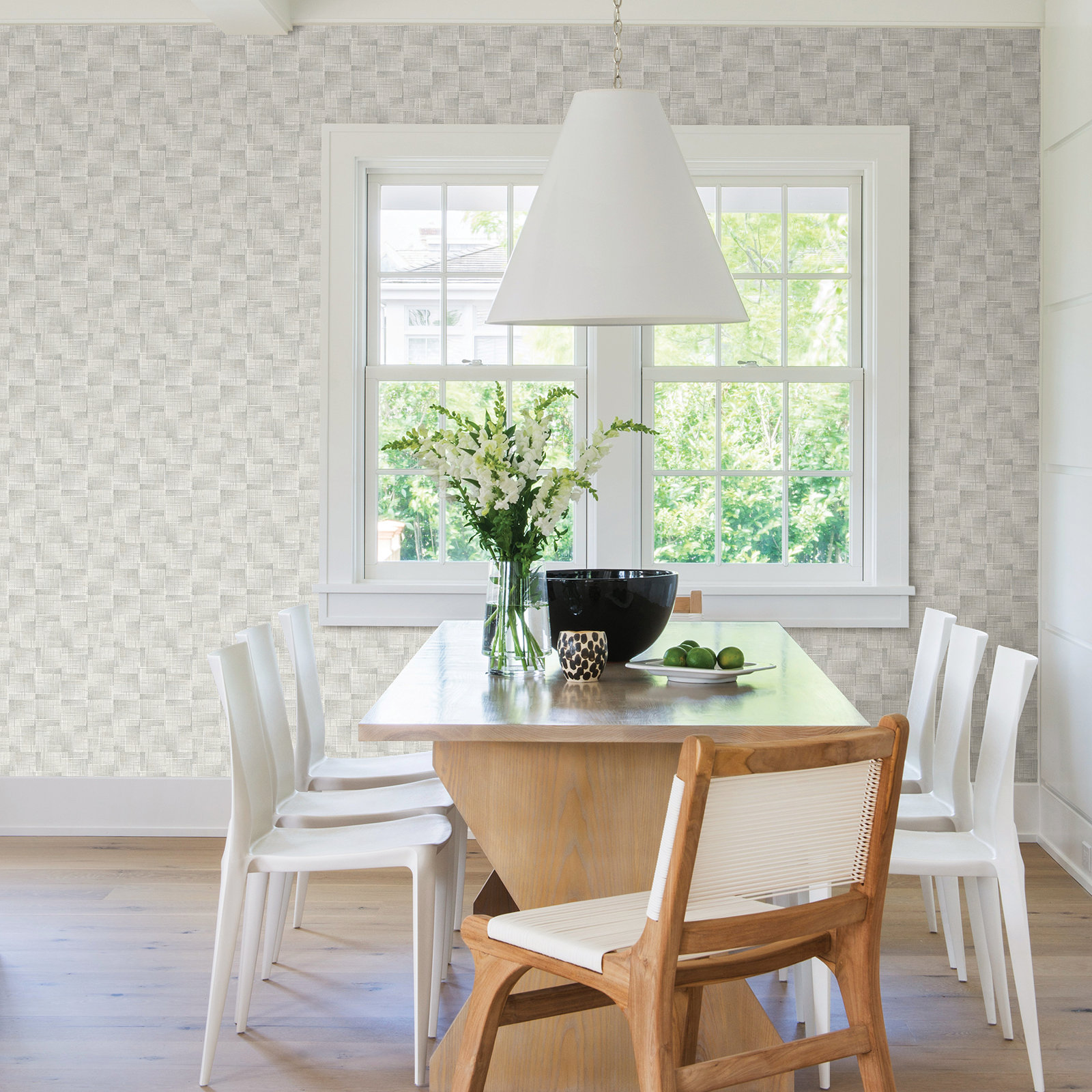 Rayne Modern Geometric Wallpaper, Light Gray