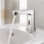 Robinet de bain commercial à capteur sans contact BathSelect Elèna - finition nickel brossé, alimentation CA / CC