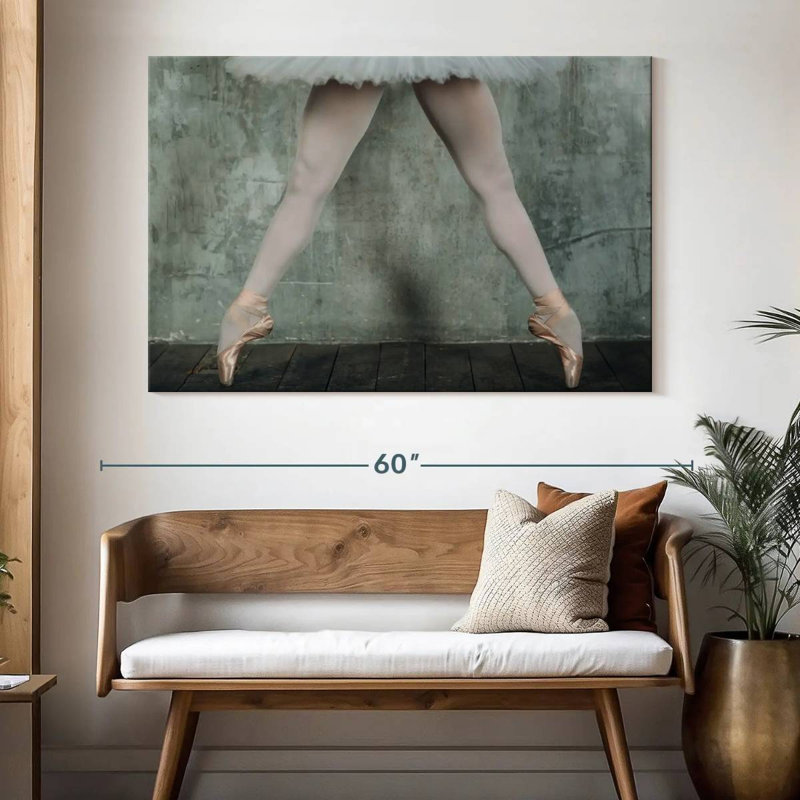Pieds toniques d'une ballerine, H 34 po x l 51 po
