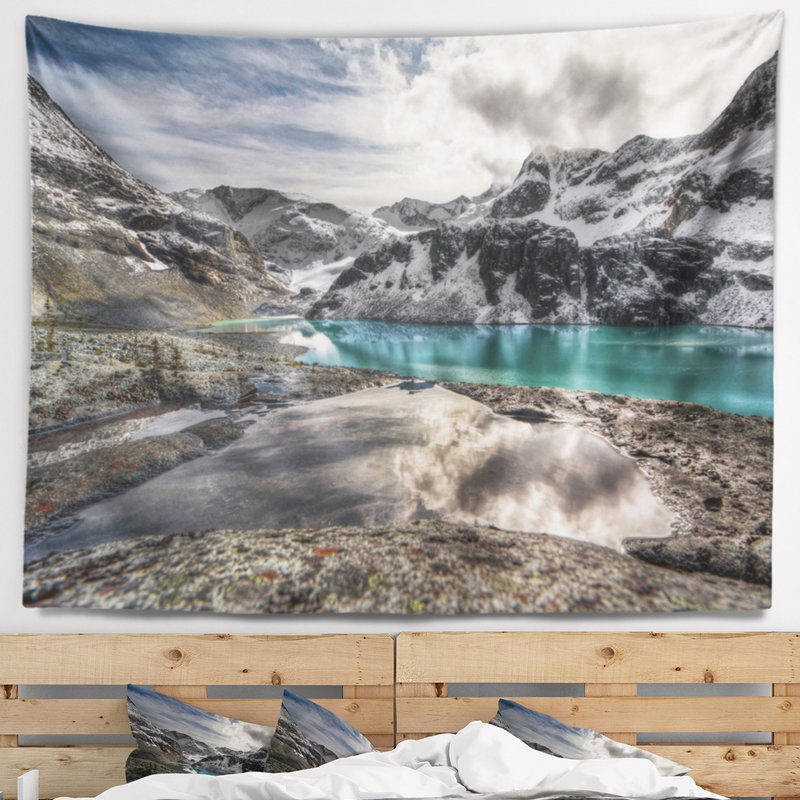 Paysage avec ruisseau Mountain, H 68 po x l 80 po