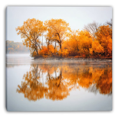 «Golden Autumn Reflection», art mural sur toile tendue