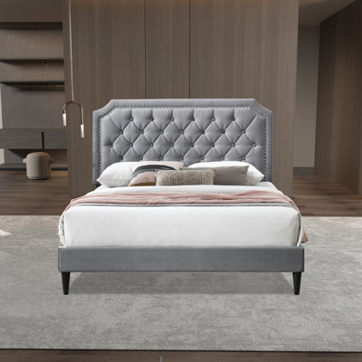 Lit plateforme à bord clouté Ava - Velours gris anthracite