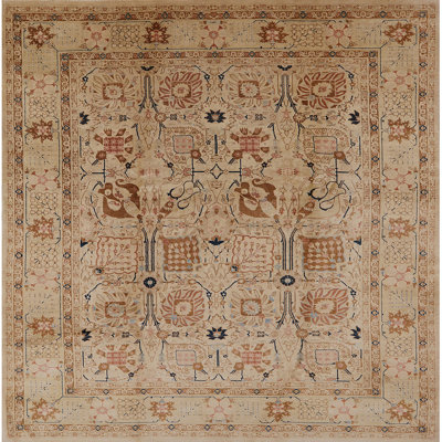 Tapis brun à motif oriental